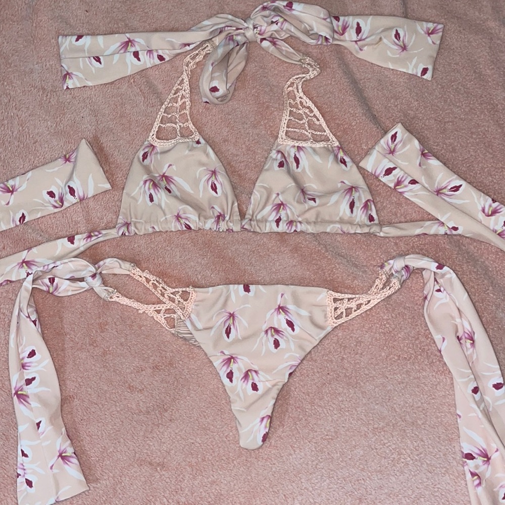 Acacia island orchid crochet set 🌺